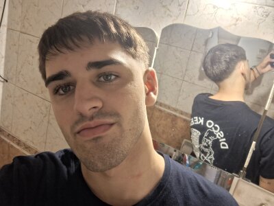 Franco10_- Live Cam on StripChat