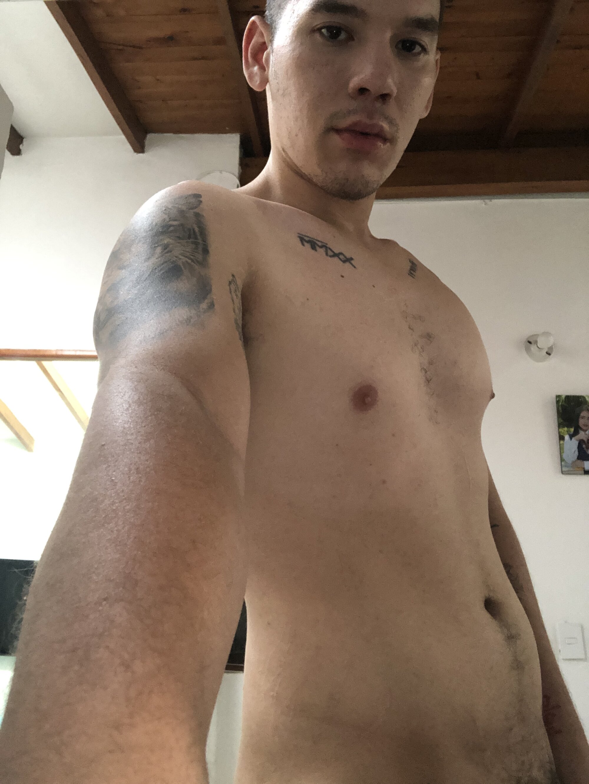 336_GUY_HOT