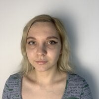 AgneseCorona's Offline Chat Room