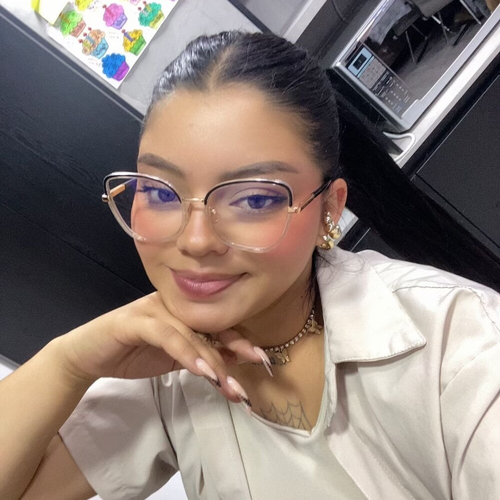 catalina18_pink from stripchat