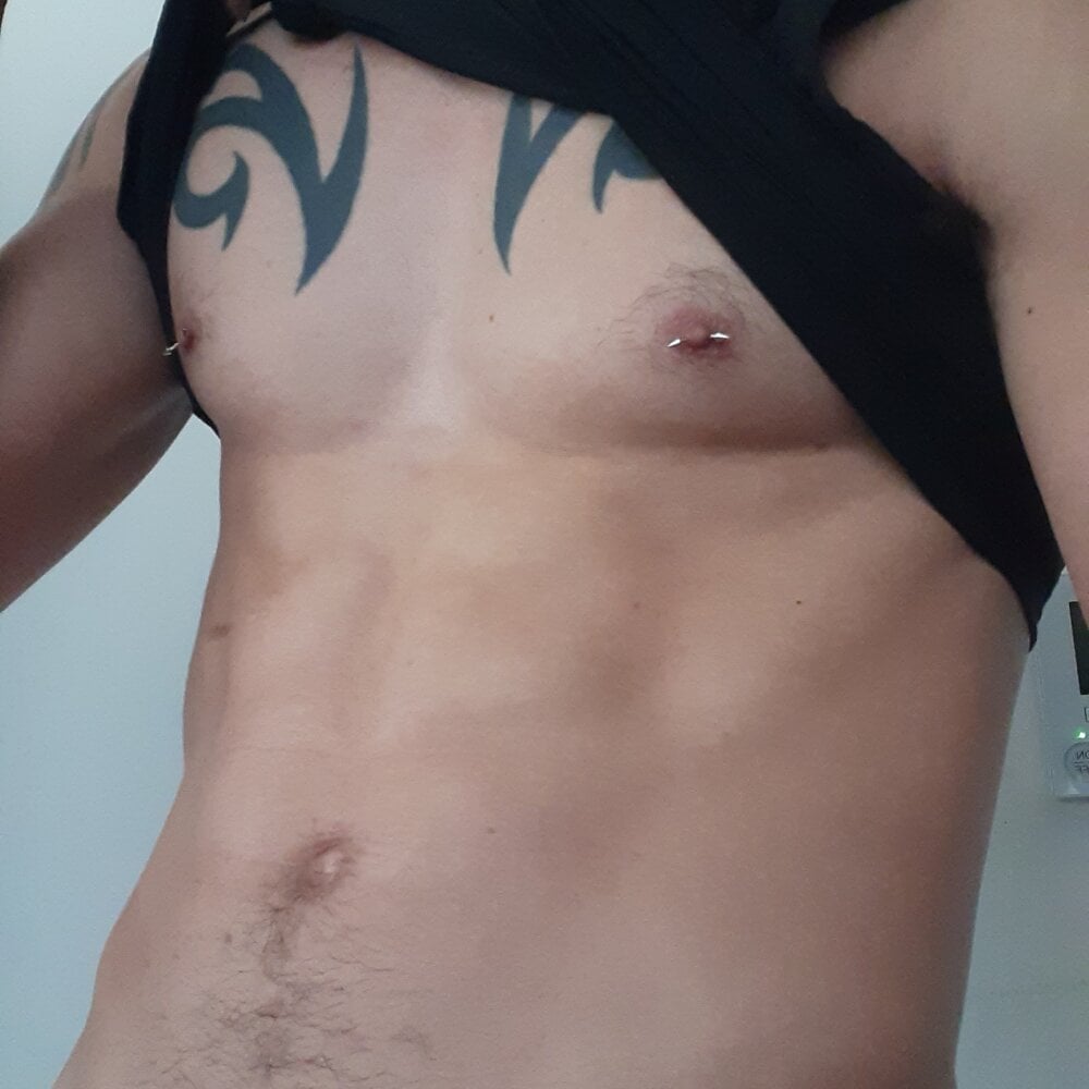 urplayboyjaz from stripchat