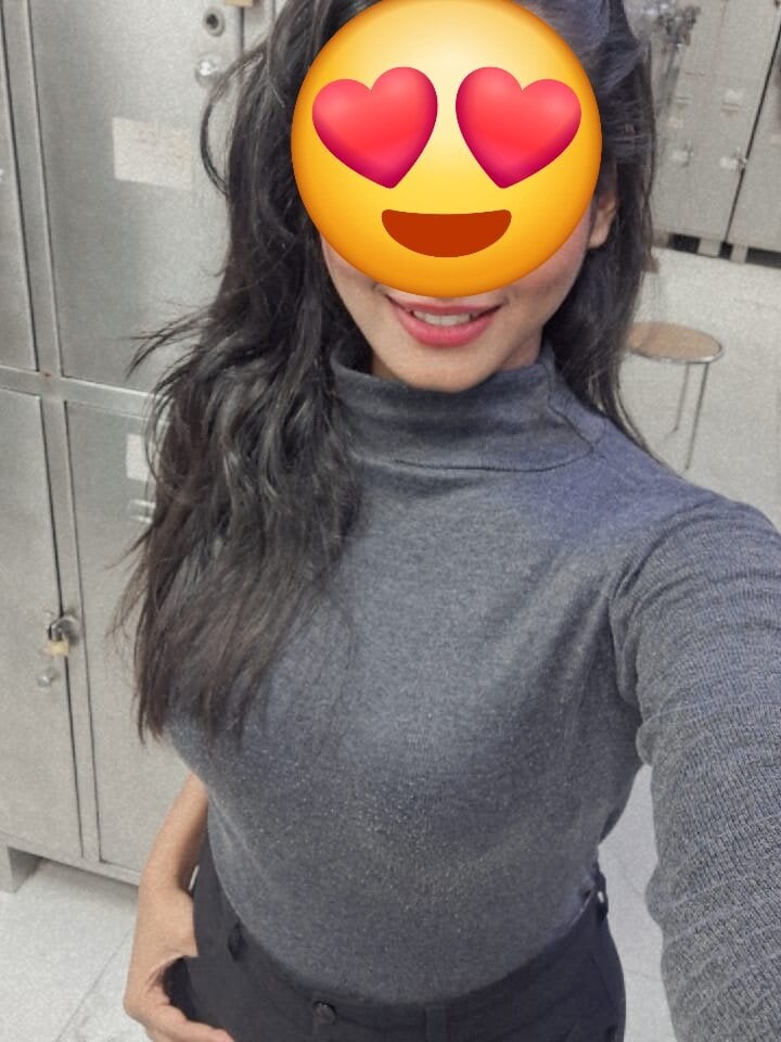 hotty_aizal from stripchat