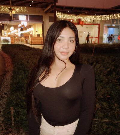 careless_whisper28 Live Cam on StripChat