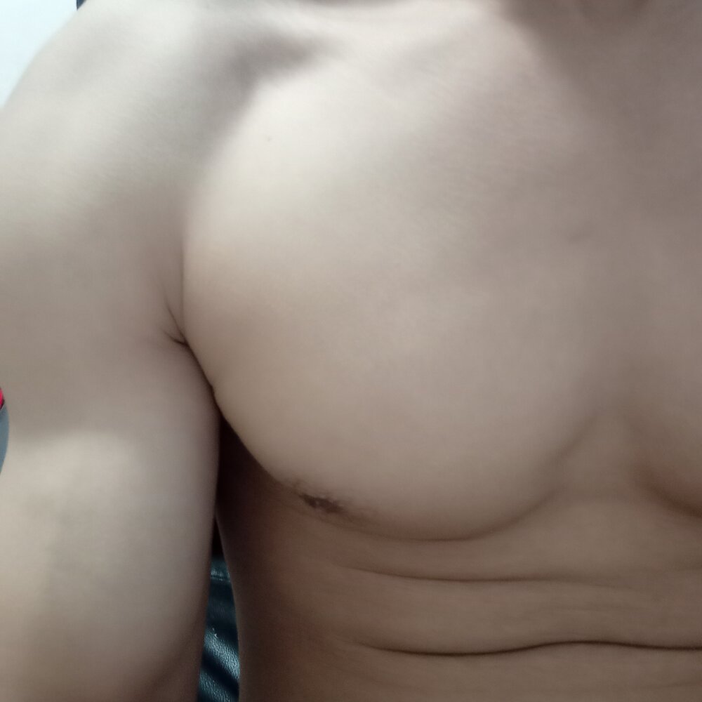 zMurraYYounN's Offline XXX Chat