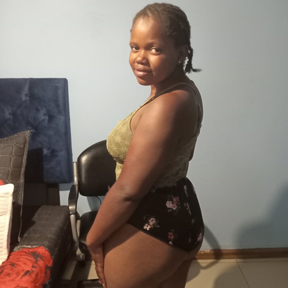 Baddieburf44 profile