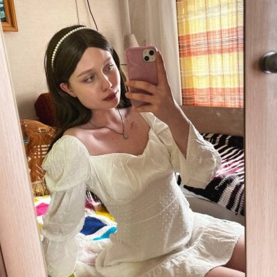 this_beatrice 🍎 naked cam chat