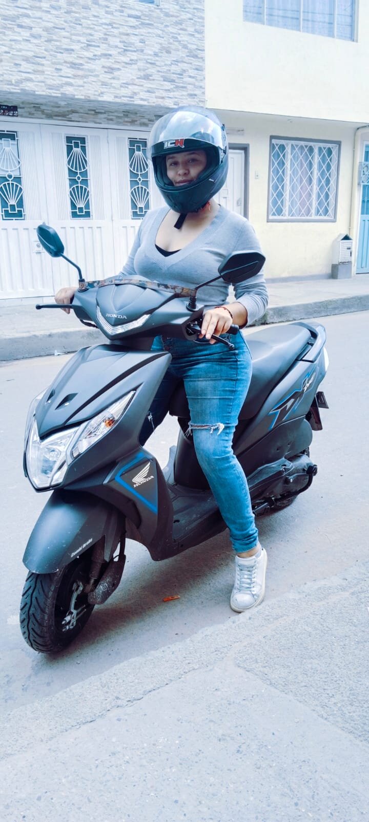 swettmomhorny25