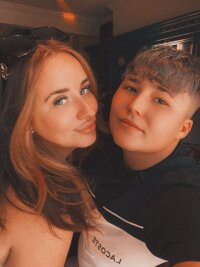 goodgirlandboss' Offline Chat Room