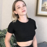 CatrinJune's Offline XXX Chat