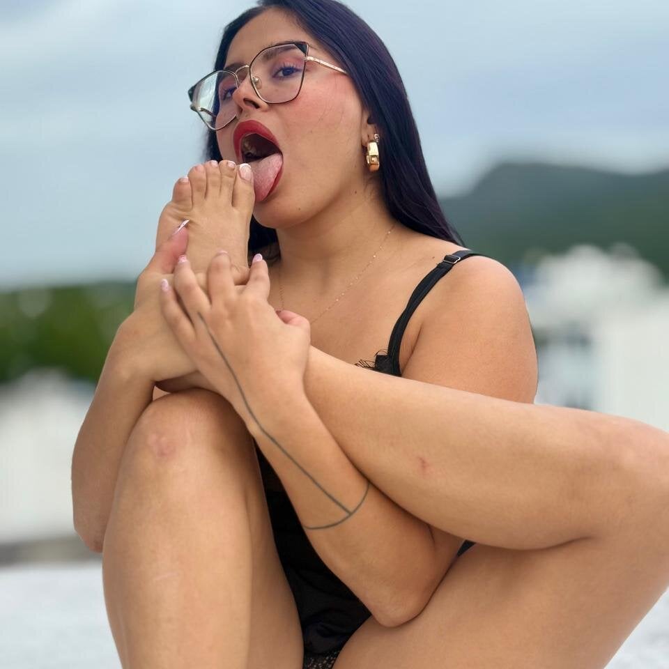 LOREN_SLIM's chat room