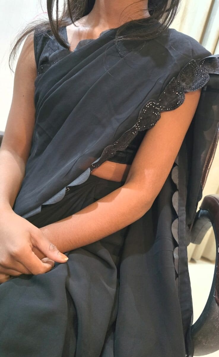 stripchat mehrra webcam profile pic via sleekcams.com