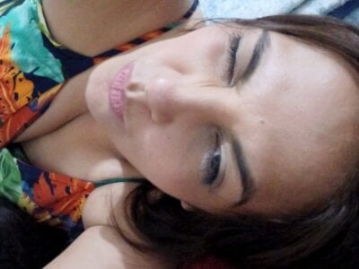 EsmeralRubi 🎑 online naked webcam