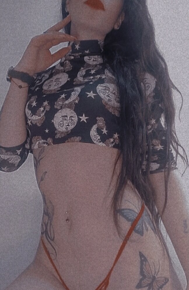 lilycatt 🖊 nude cam