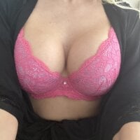 CrystalRoseX's Offline Chat Room