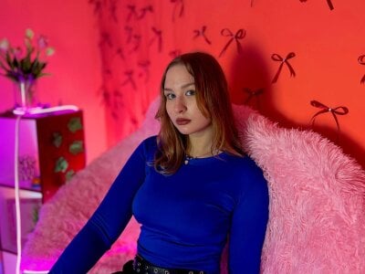 ElsaSvot - Stripchat Teen Cam2cam Humiliation Girl 