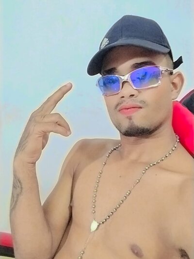 oliver_jones35 from stripchat