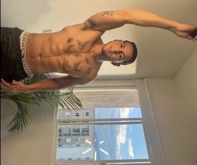 mattthompsonx from stripchat
