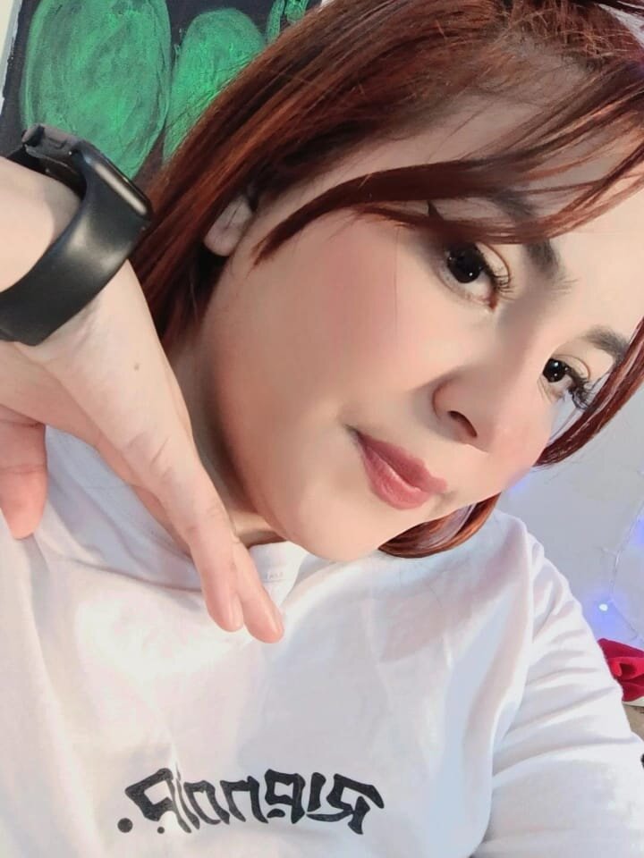 LunaMia2 🖤 online nude cam