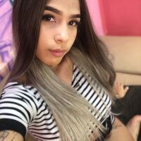 Kattie_Lovelatin1's Offline XXX Chat