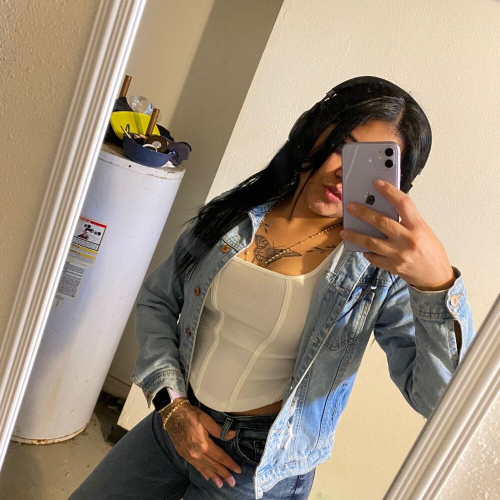 -AshleyG- profile