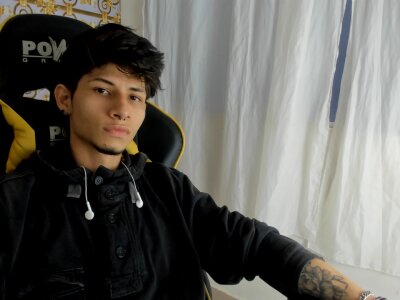 mikecum_ from stripchat