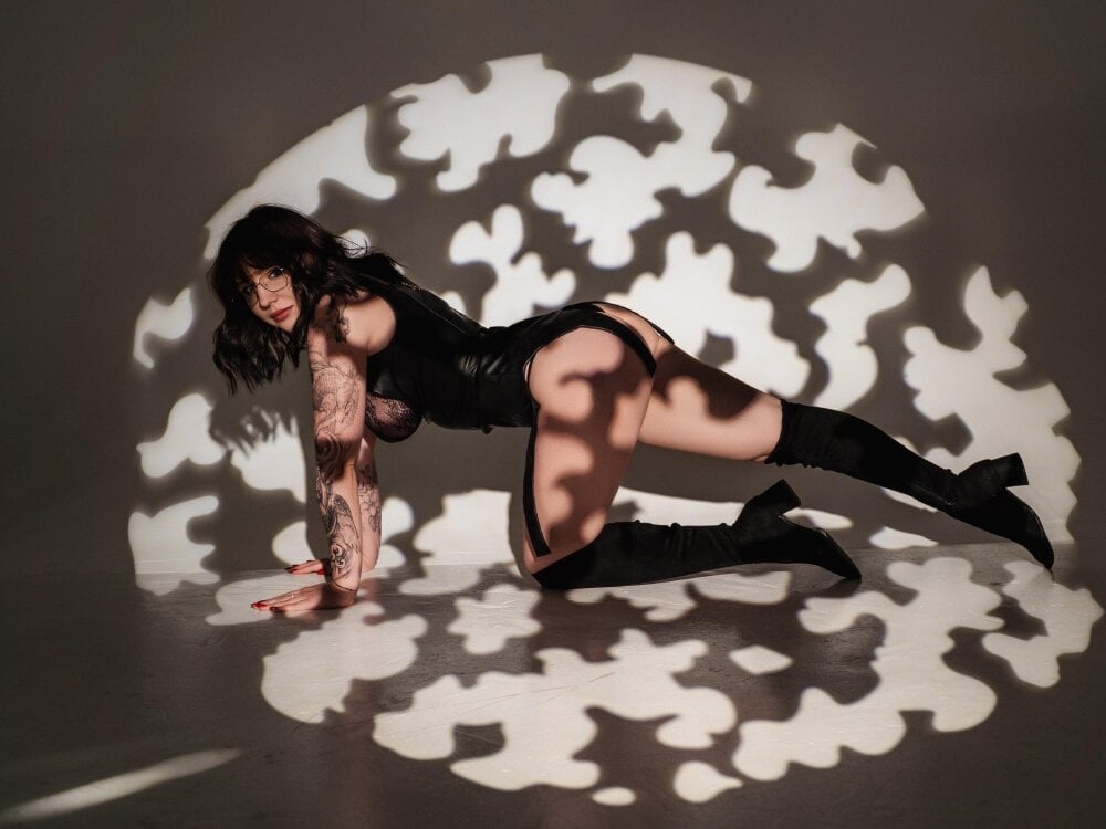 Live sex webcam photo for _MaryArty_ #279495999