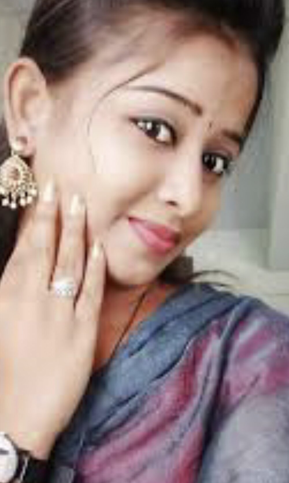 Live sex webcam photo for Aishu-tamil09 #289980916