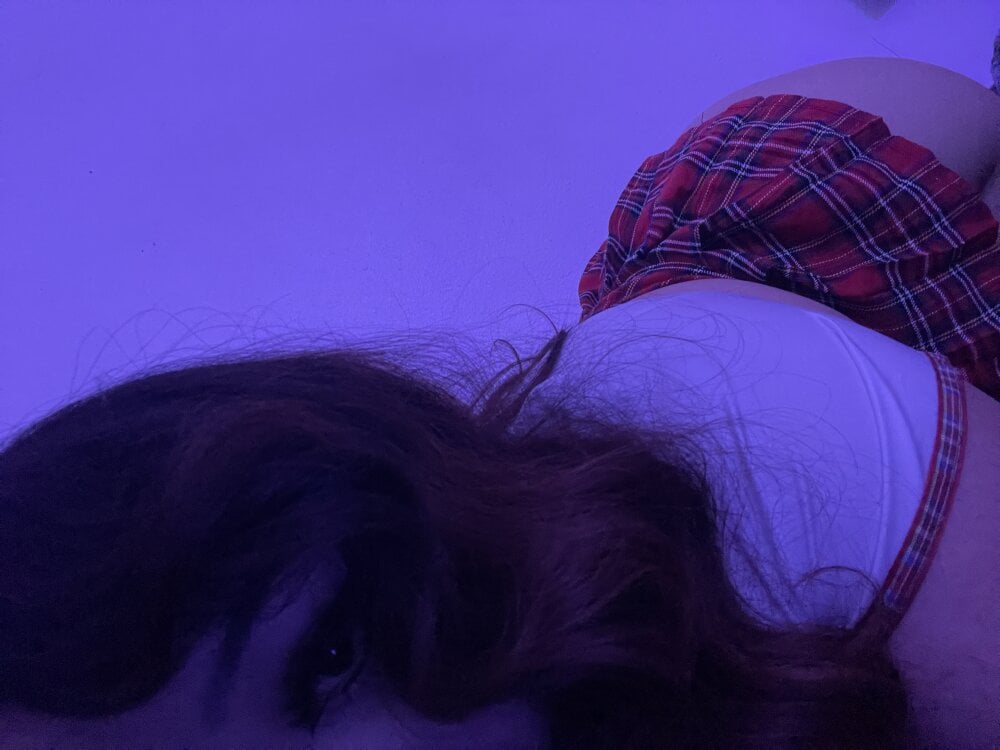 stripchat gothkittn_ webcam profile pic via badgirlwebcam.com