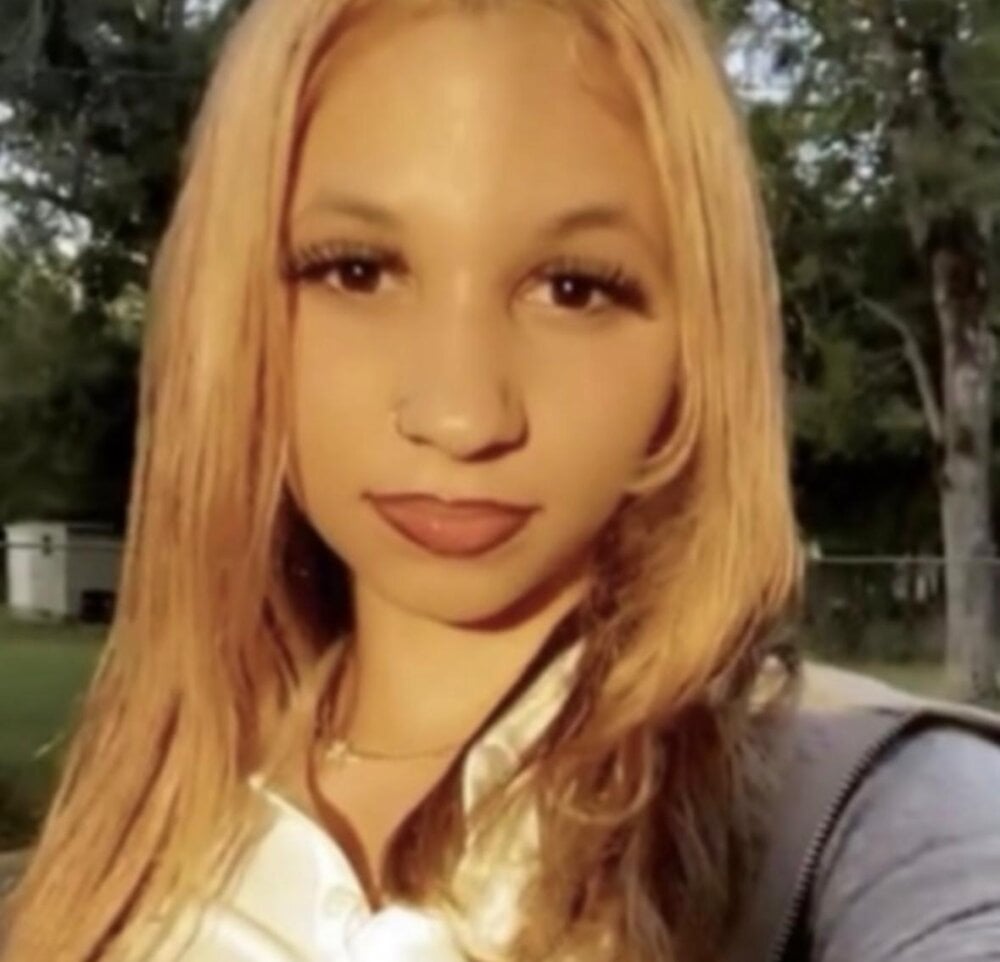 Creolegirl19's Offline XXX Chat