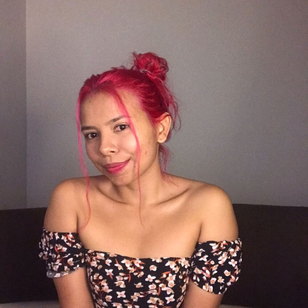 TycheNat's Offline XXX Chat