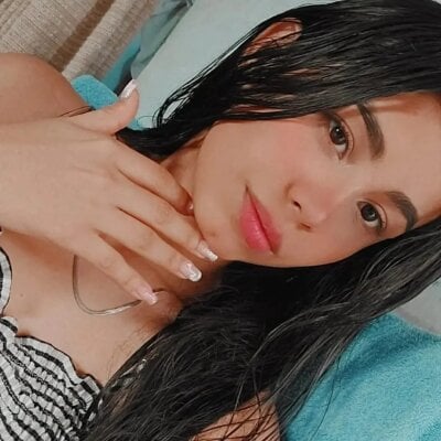 sweetsharlott Avatar