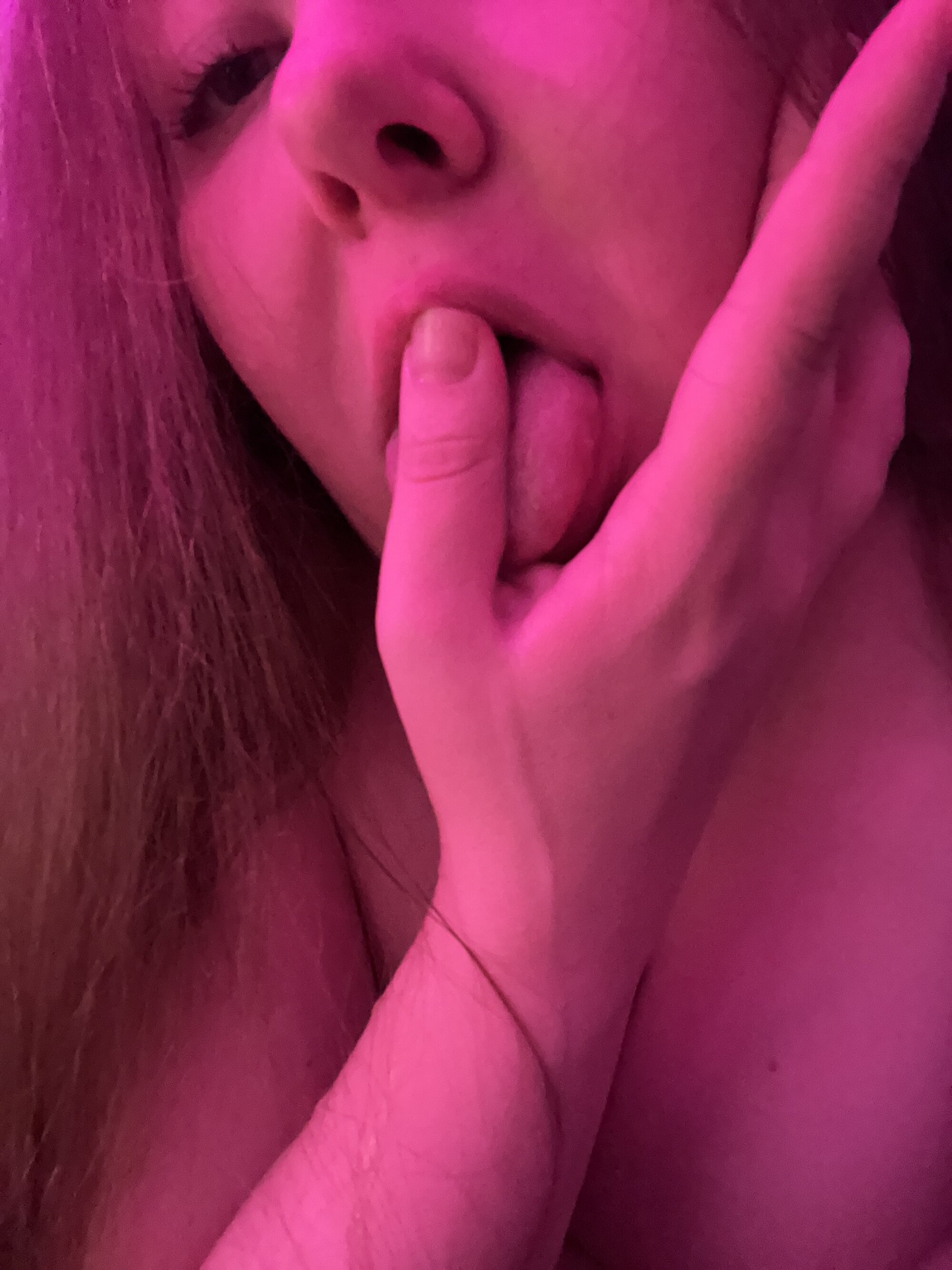 -Ksenya-