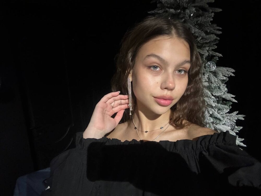 MaudClose
