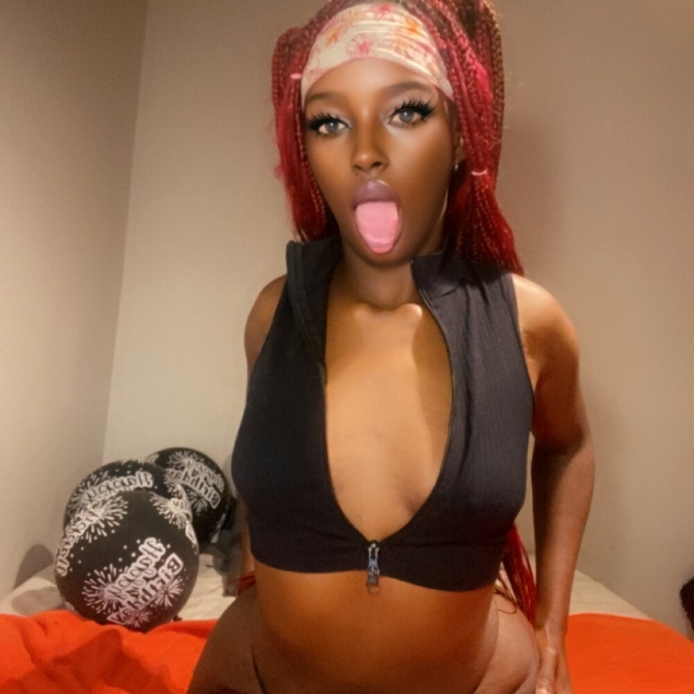 sweetmelaniblssomchessom webcam profile - Syrian