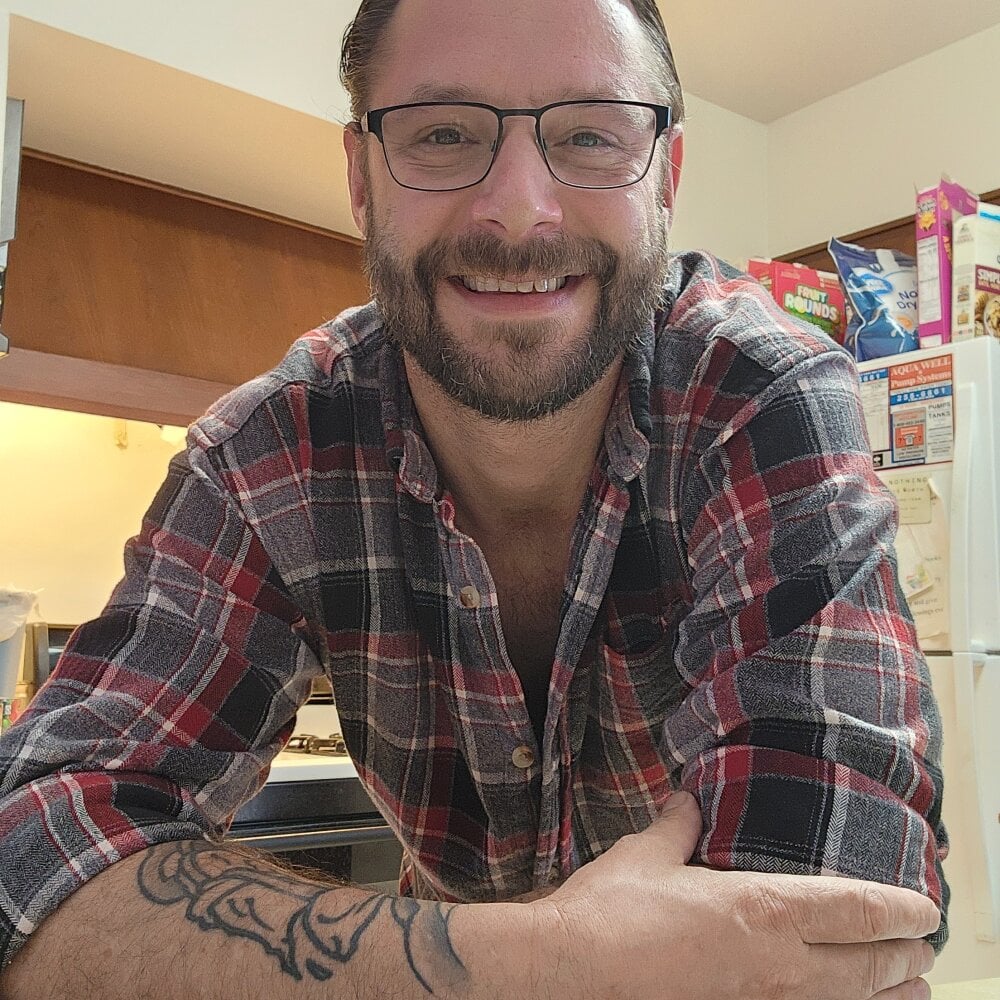 MickdoesMal Offline XXX-chat