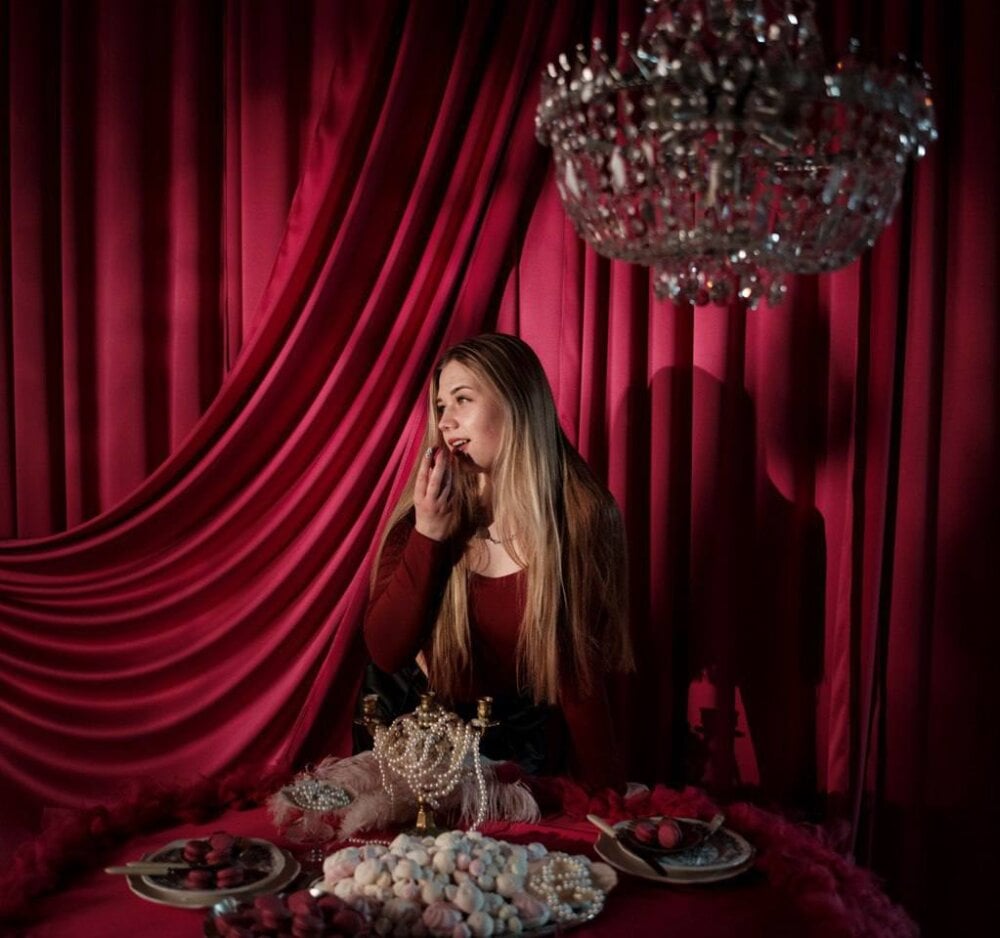 onaircams.com jeanellehattub livesex profile in from-madrid-spain-living-in-medellin cams