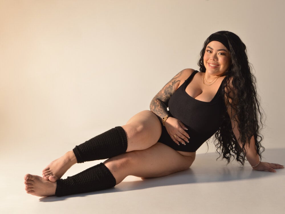 pornos.live juicy_led_ livesex profile in sin-sity cams