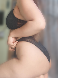 Blonde_Jasmine's Offline Chat Room