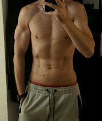 nickdickring's Offline XXX Chat