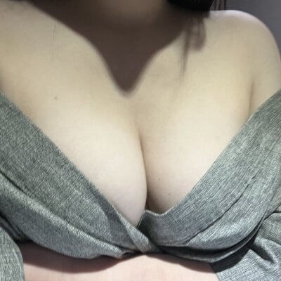 heejoo_K on StripChat