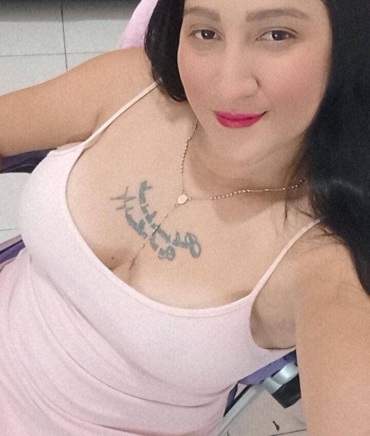 Live sex webcam photo for SafiroQuenn #288553167