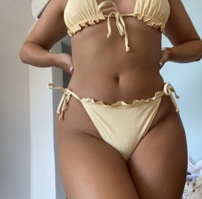 nadyafoxxx 🍯 live show