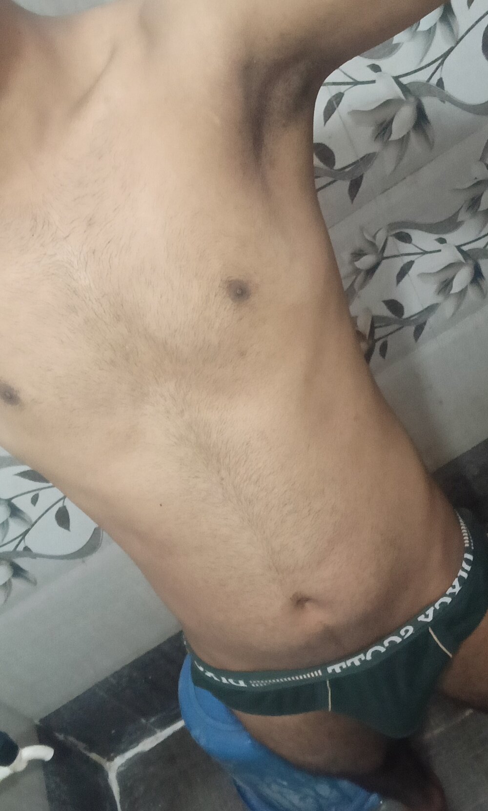 abdul23_44 from stripchat