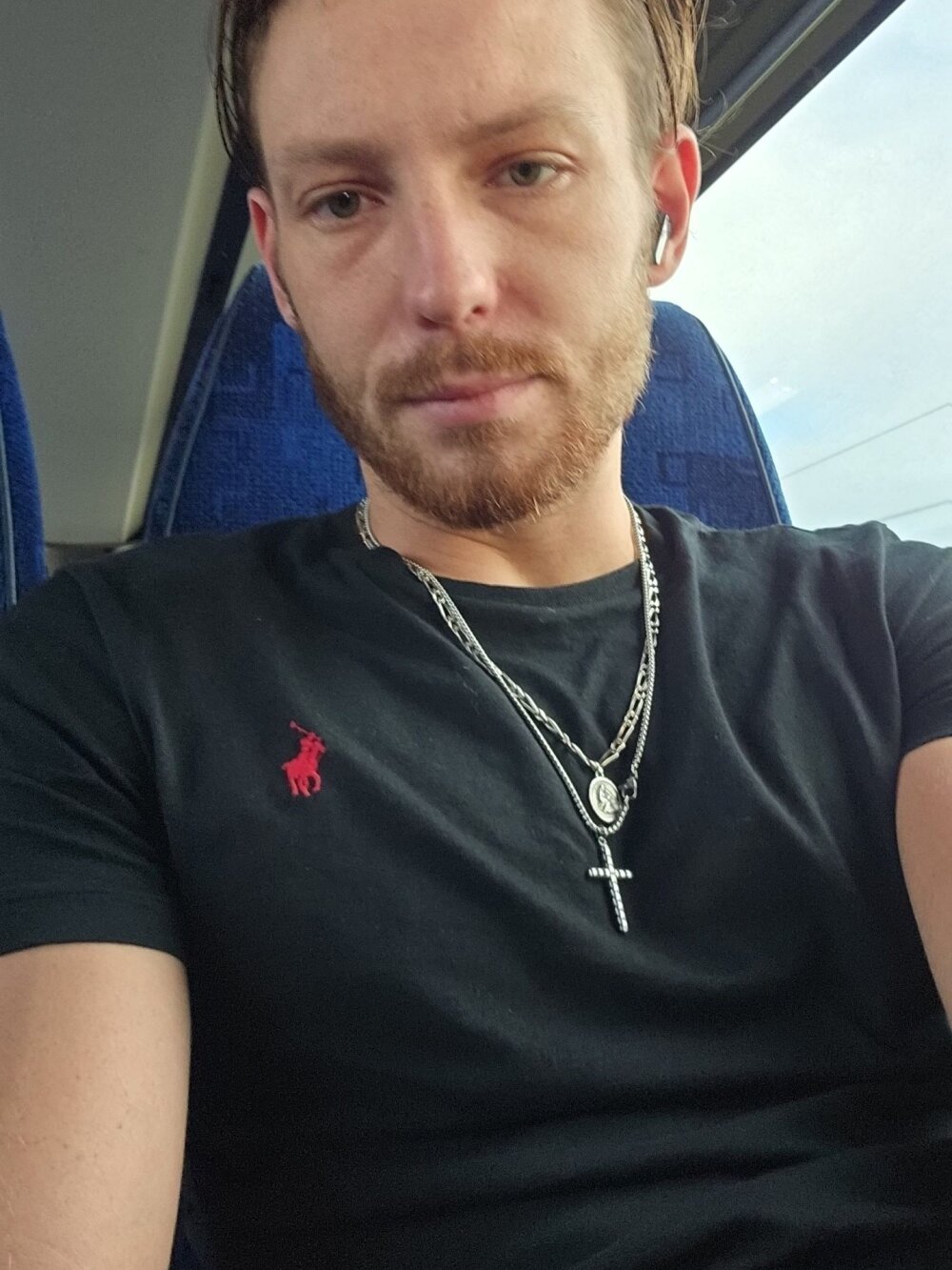 dkhard8 Offline XXX Chat