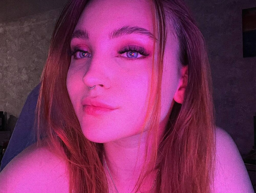 BeatriceDiaz 🕡 free cam