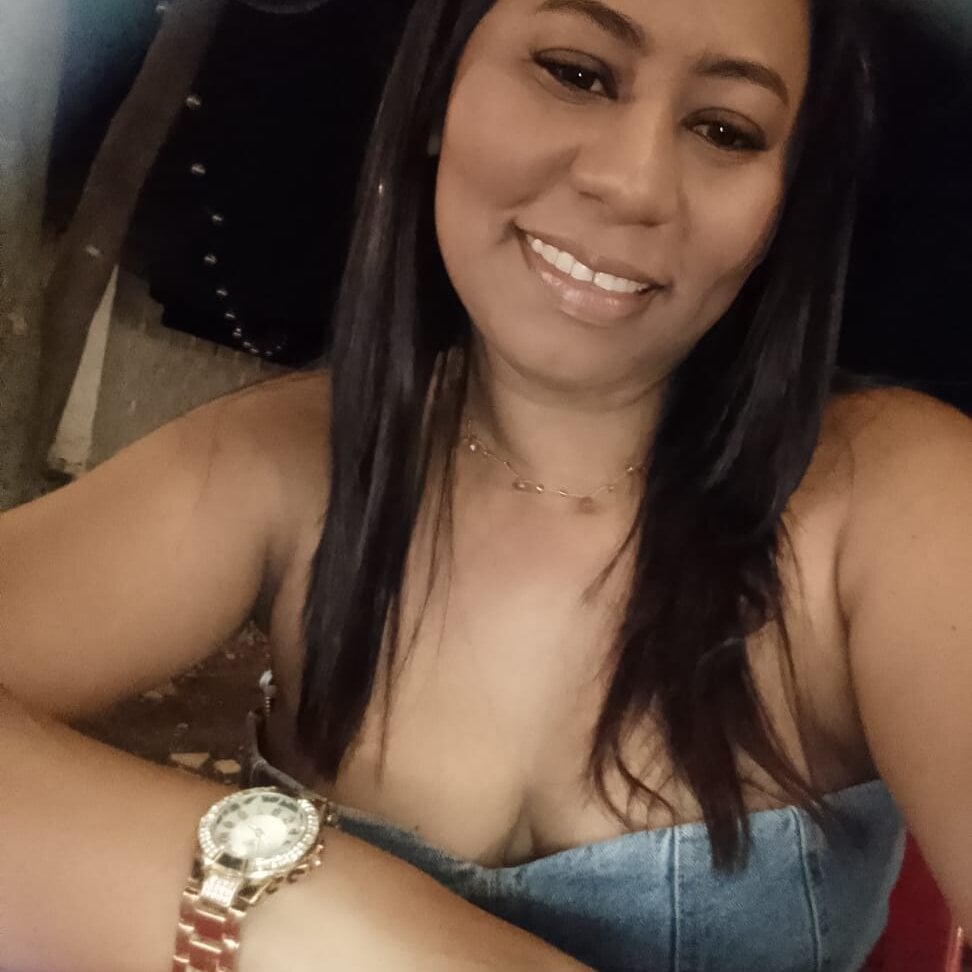 gayatrihoy from stripchat