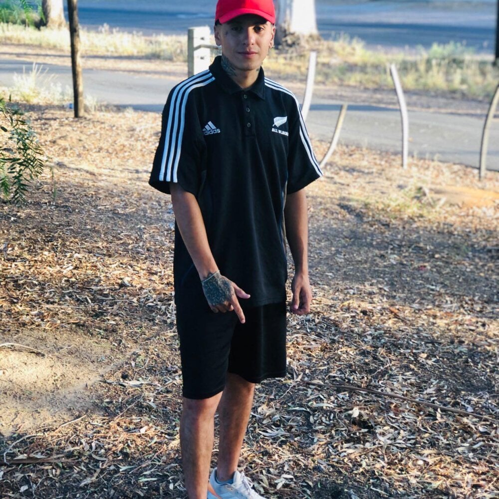 Antua07's Offline XXX Chat