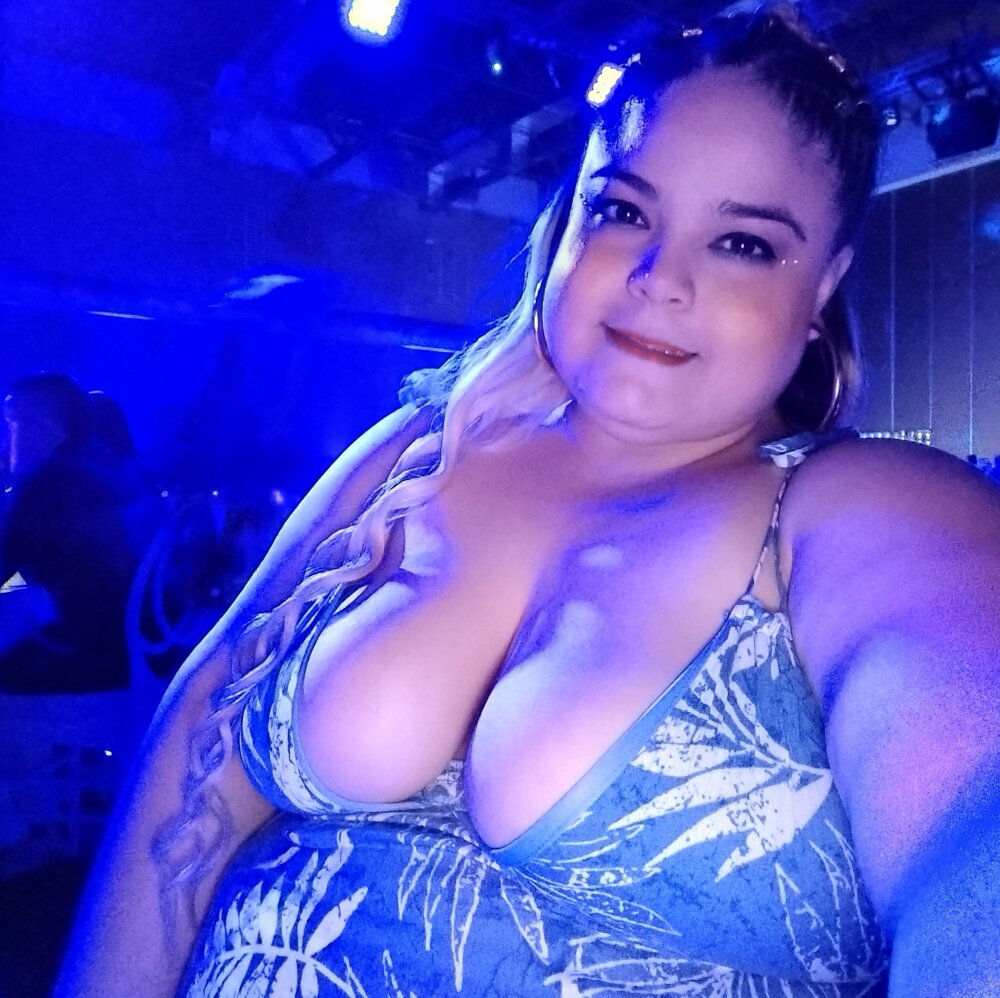 LadyKhole 🚇 free naked chat