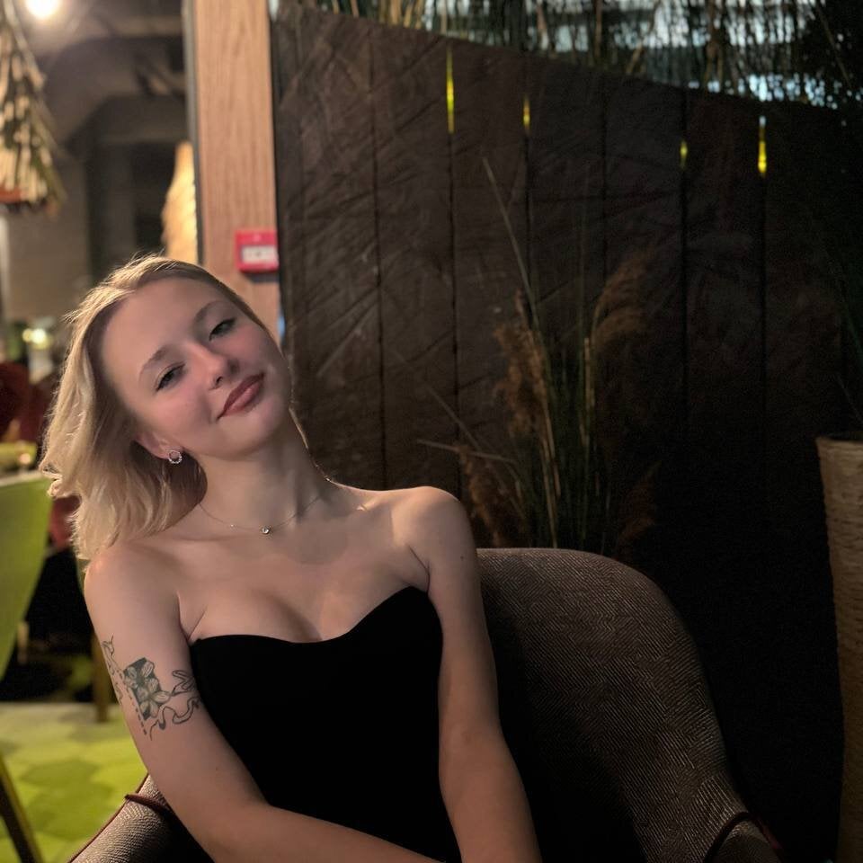 BarbaraDavKiss' Offline XXX Chat