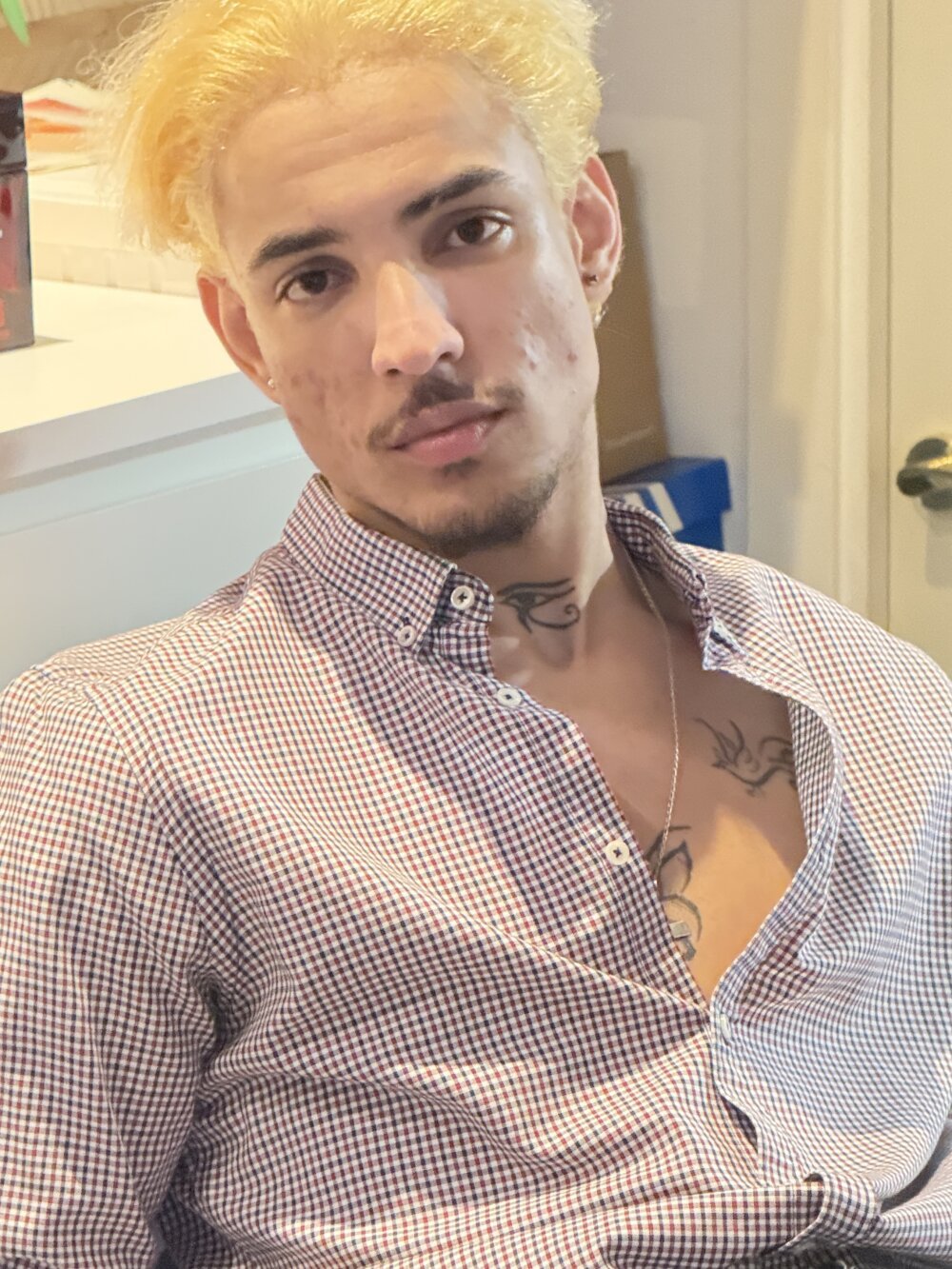 coco_cuban from stripchat